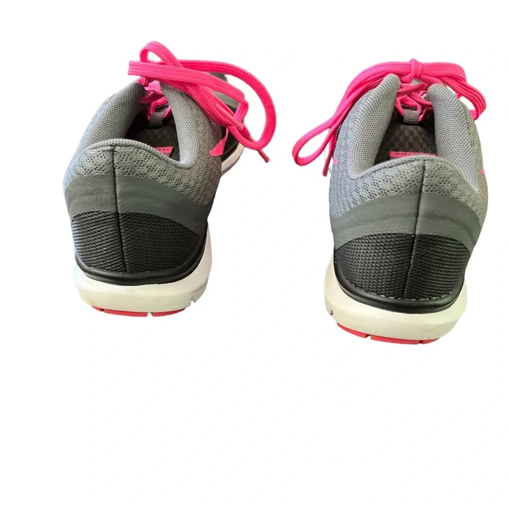 Nike training flex TR6 gray with pink laces